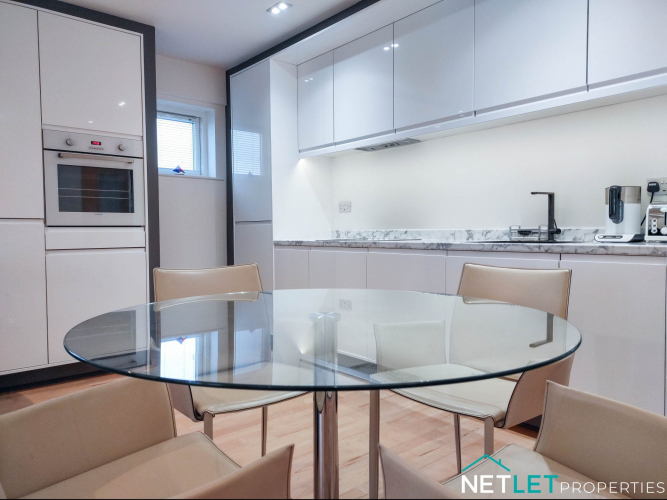 NetLet 7 Orion House Milford Haven Holiday Home