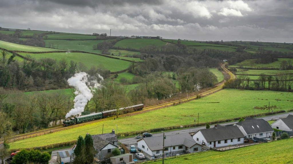 holiday cottages gwili steam railway