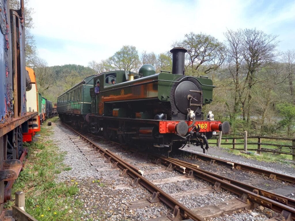 holiday cottages gwili steam railway track