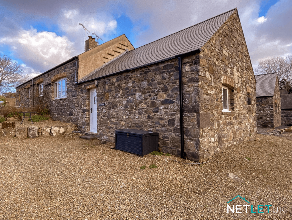 trefin cottage to hire